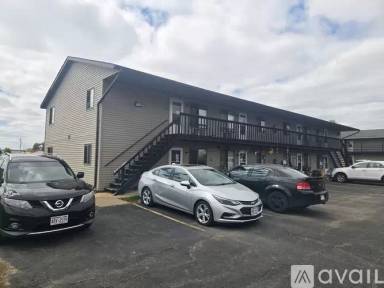 Main picture of 425 S Thayer Ave