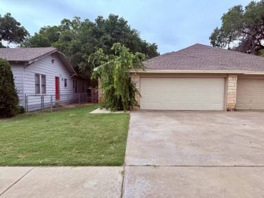 Main picture of 2217 15th St