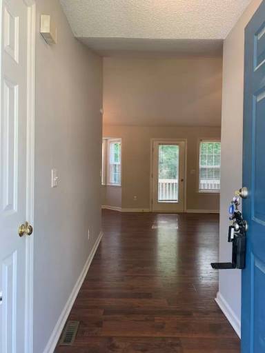 Main picture of 203 Garrison Ave