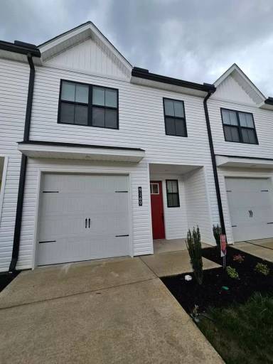 Main picture of 9169 Rolling Stone Way