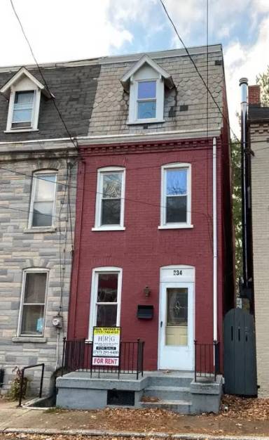 Main picture of 234 Howard Ave