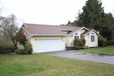 Main picture of 17211 107th Ave SW