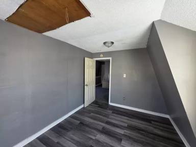 Main picture of 43 Riverside Ave