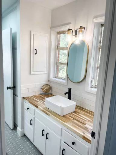 Main picture of 23 Berkley Pl