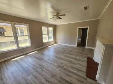Main picture of 1332 Wilkinson St