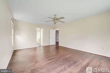 Main picture of 7 Apple Blossom Ct