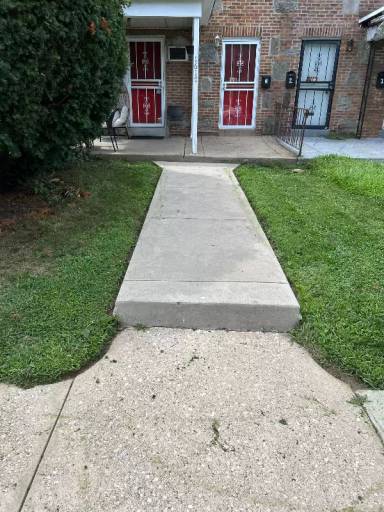 Main picture of 1600 E Duval St