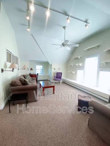 Main picture of 538 N Randolph St