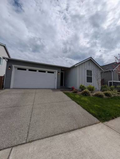 Main picture of 6699 Skipper Ln SE