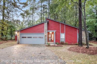 Main picture of 250 Meadowland Trce