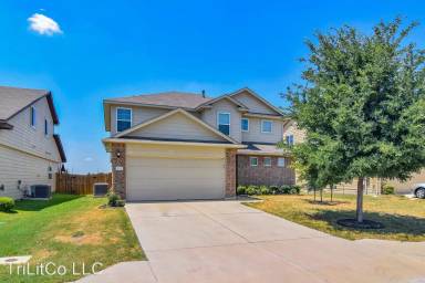 Main picture of 2041 Mottey St