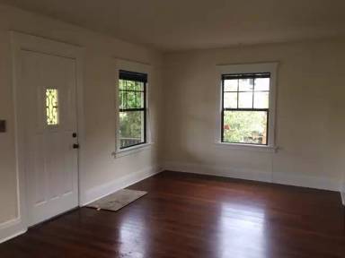 Main picture of 1599 James Ave