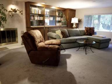 Main picture of 5102 SW 43rd Ave