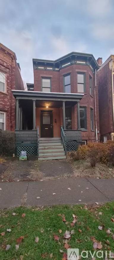 Main picture of 72 Liberty Street Wh