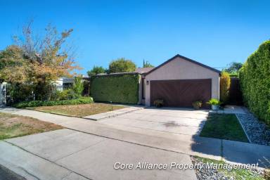 Main picture of 6226 Bluebell Ave