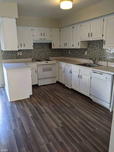 Main picture of 2569 Clothier St