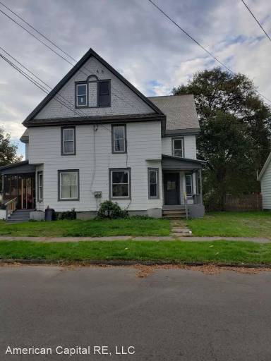 Main picture of 308 Broadway St