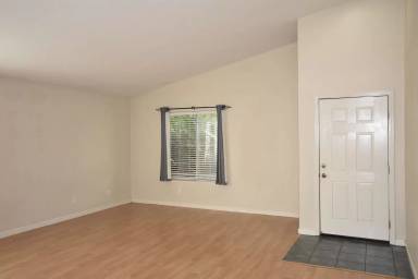 Main picture of 2130 Hannah Way