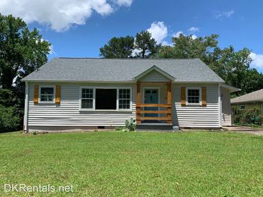 Main picture of 1296 Diamond Ave SE