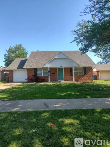 Main picture of 205 E 31st St
