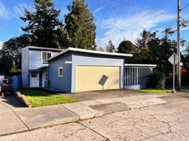 Main picture of 2675 Stanton Ave