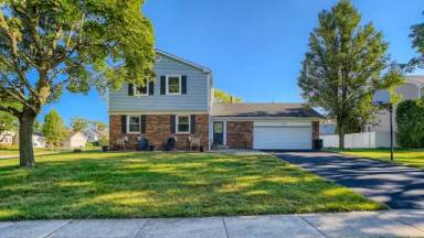 Main picture of 1129 Alden Ln