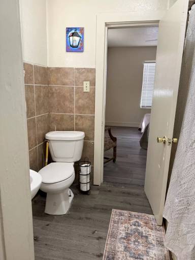 Main picture of 1205 West 4th Street SUBLEASE - 1