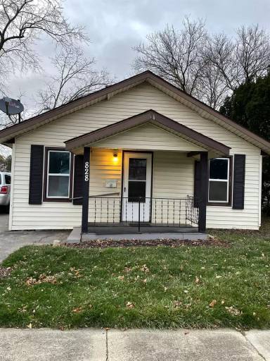 Main picture of 820 Vermilya Ave