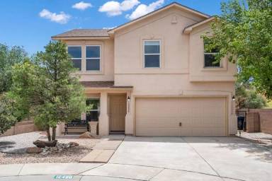 Main picture of 12420 Mountainside Way NE