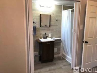 Main picture of 526 S 225 W