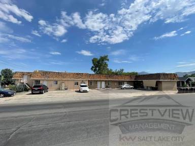 Main picture of 365 E Vine St