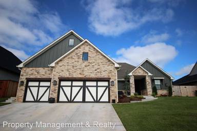 Main picture of 4817 Deerfield Dr