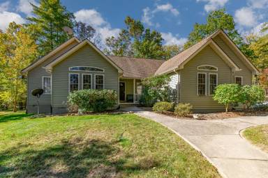 Main picture of 602 Sycamore Rd