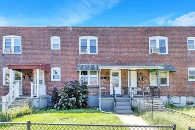 Main picture of 9 Washburn Ave