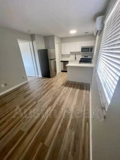 Main picture of 4164 Folsom Ave