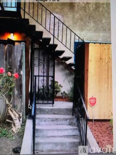 Main picture of 6404 Doyle St