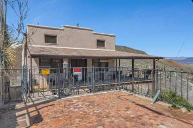 Main picture of 222 1st Ave