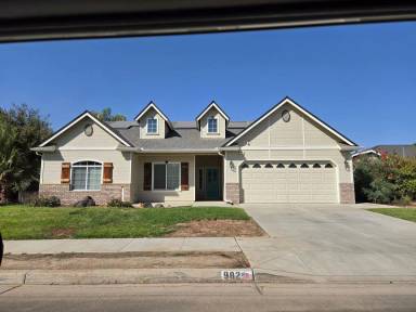 Main picture of 982 Freedom Dr