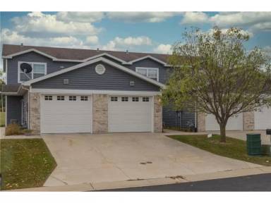 Main picture of 566 Pointe Ct SW