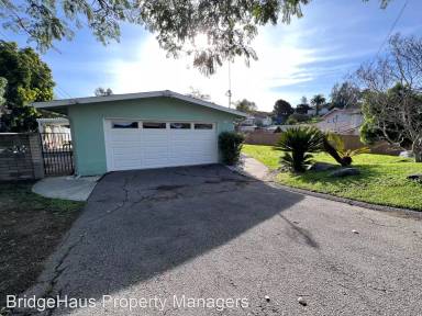 Main picture of 606 Pine Tree Ln