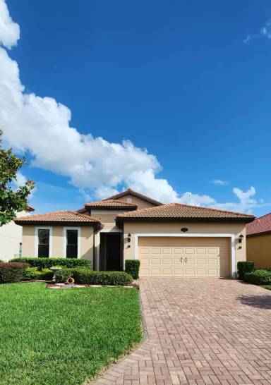 Main picture of 1860 Prima Vista Dr
