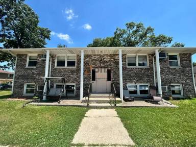 Main picture of 2591 Parkview St