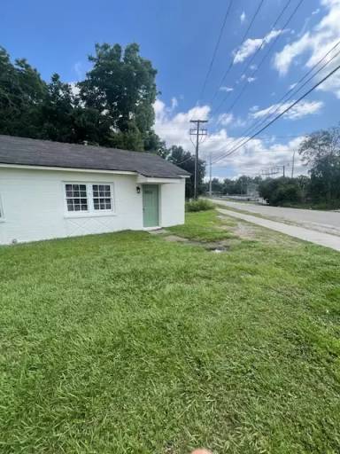 Main picture of 3100 Azalea Dr