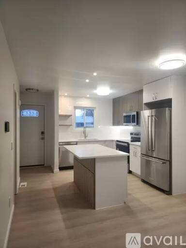 Main picture of 5954 Village Dr