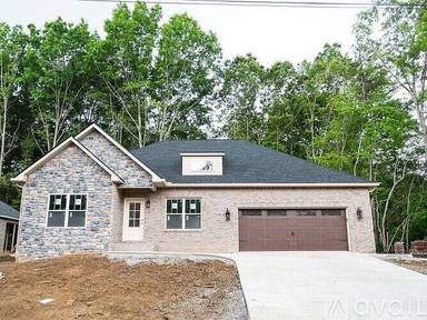 Main picture of 10 King John Ln