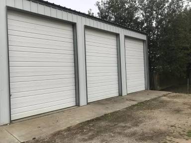Main picture of 2189 S State Highway 71