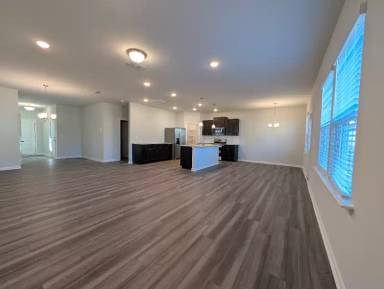 Main picture of 525 Prestonfield Way
