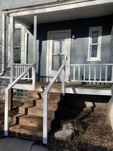 Main picture of 912 5th St SW