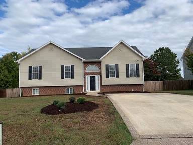 Main picture of 395 Addie Way