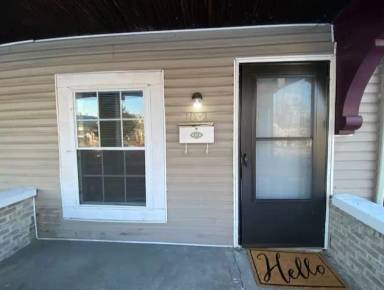 Main picture of 1033 W 33rd St